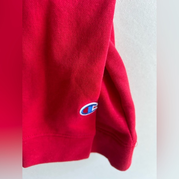 Champion University Of Georgia Bulldogs College Sweater in Red and White. - Picture 5 of 8